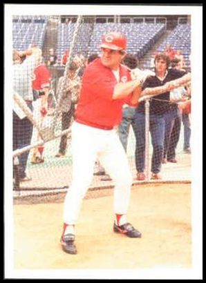 38 Pete Rose - in batting cage